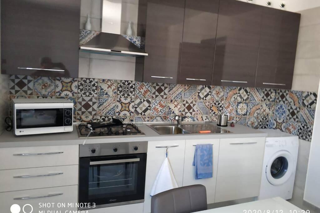 Home Sweet Home Appartamento Ricco Di Comfort Палермо Екстериор снимка